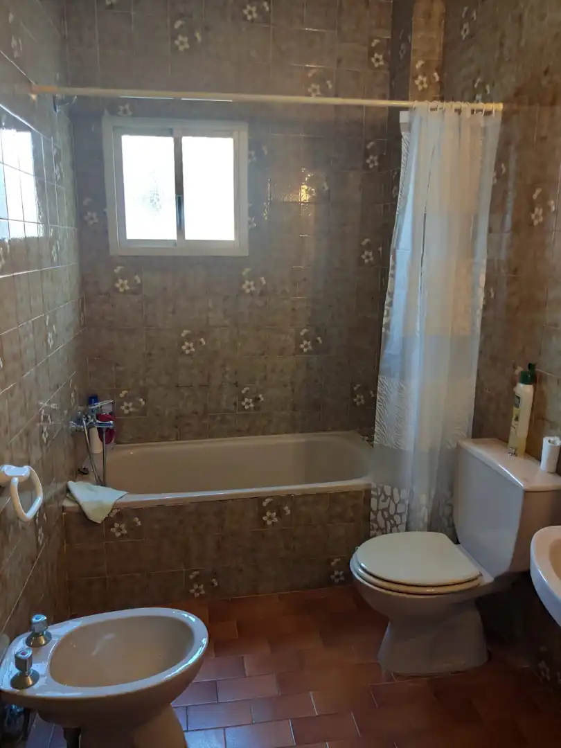 Baño de Casa o chalet en venta en Los Barrios con Jardín privado y Amueblado