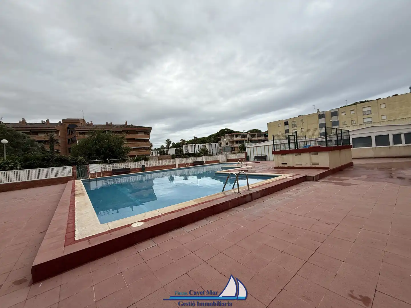 Appartement compact avec piscine à vendre à Avinguda de la Diputació 79, imagen 2