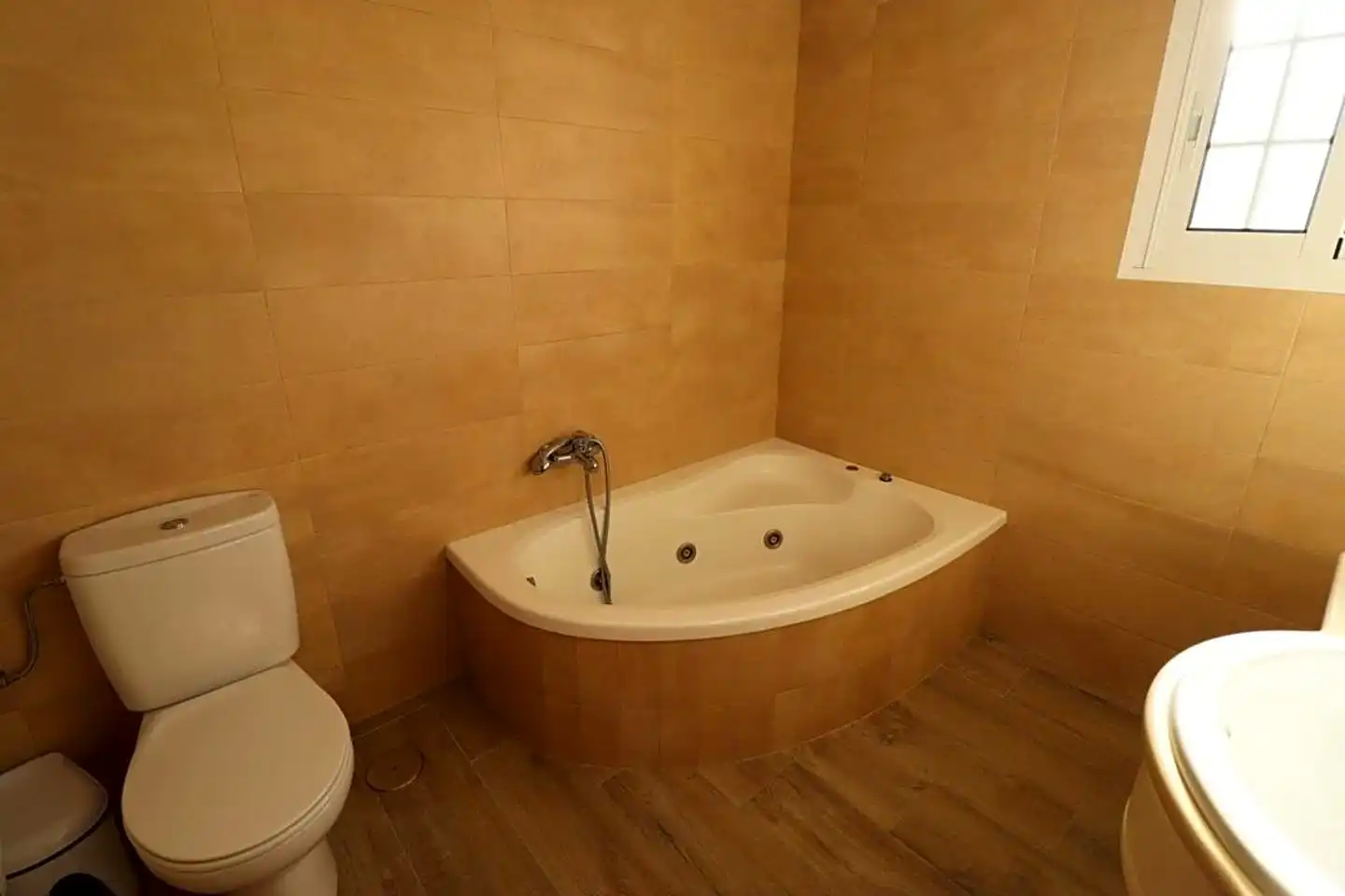 Baño de Casa o chalet de alquiler en Mijas con Aire acondicionado, Jardín privado y Terraza