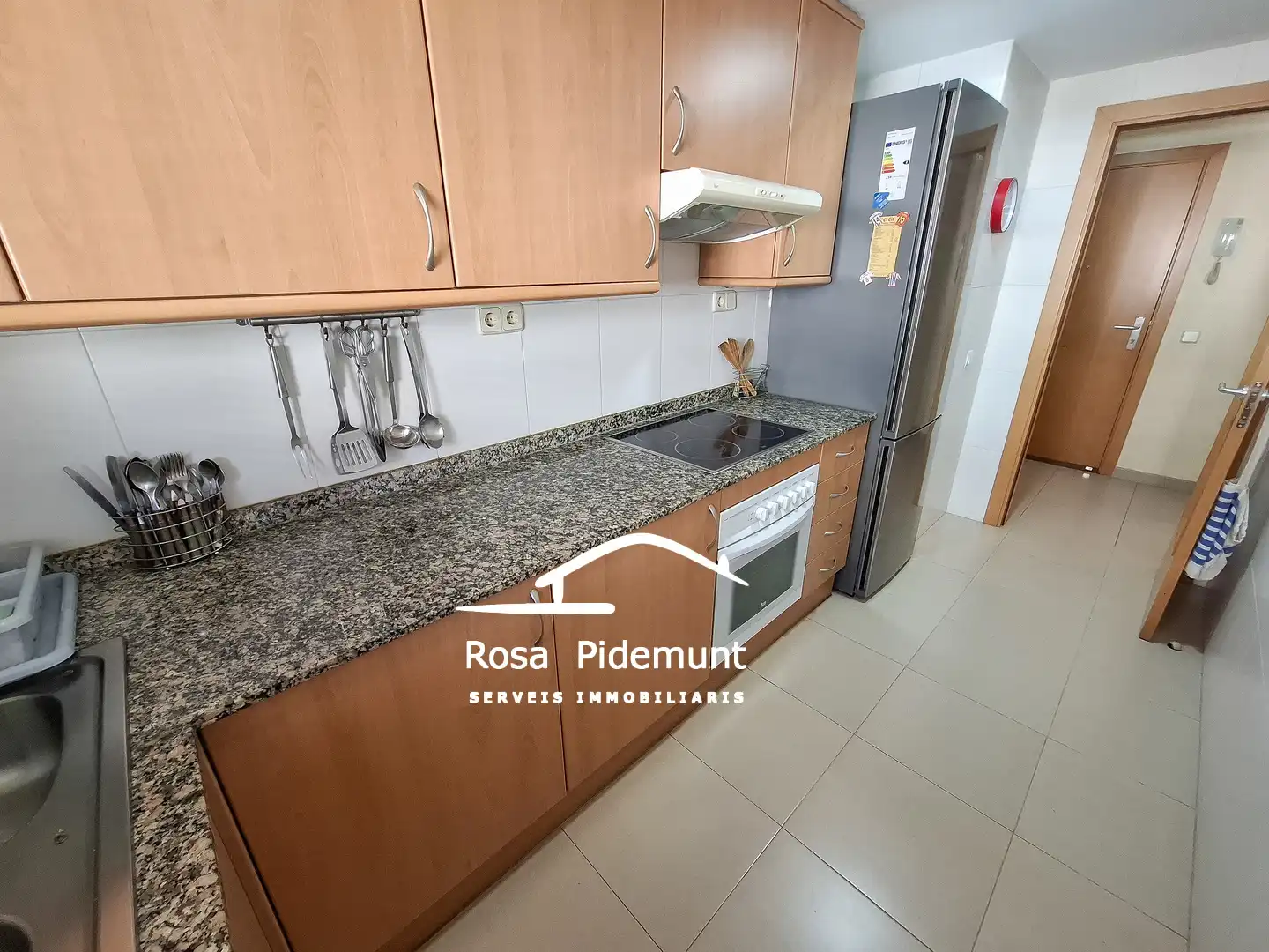Küche von Wohnung zum Verkauf in Lloret de Mar mit Klimaanlage, Heizung und Terrasse