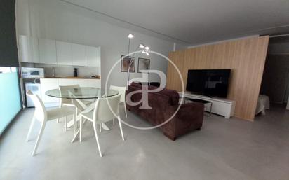 Sala d'estar de Loft de lloguer en  Valencia Capital amb Aire condicionat, Calefacció i Moblat