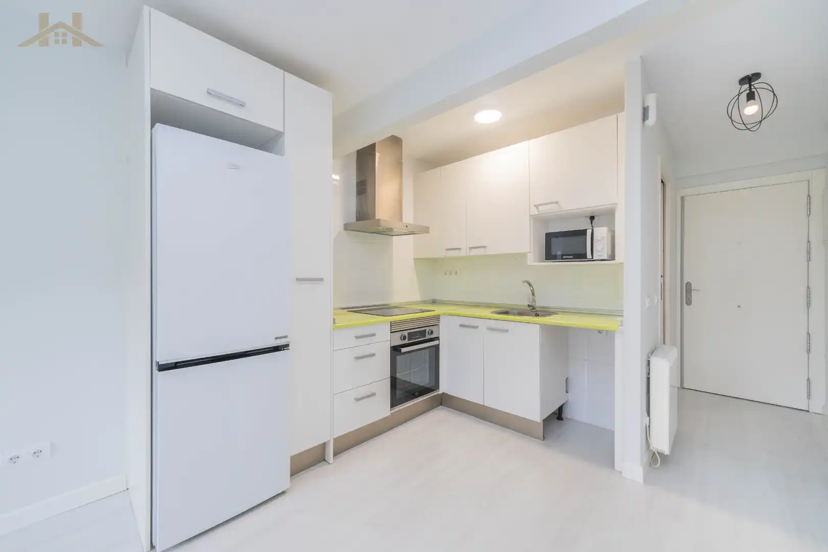Cocina de Ático en venta en El Escorial con Calefacción, Parquet y Terraza