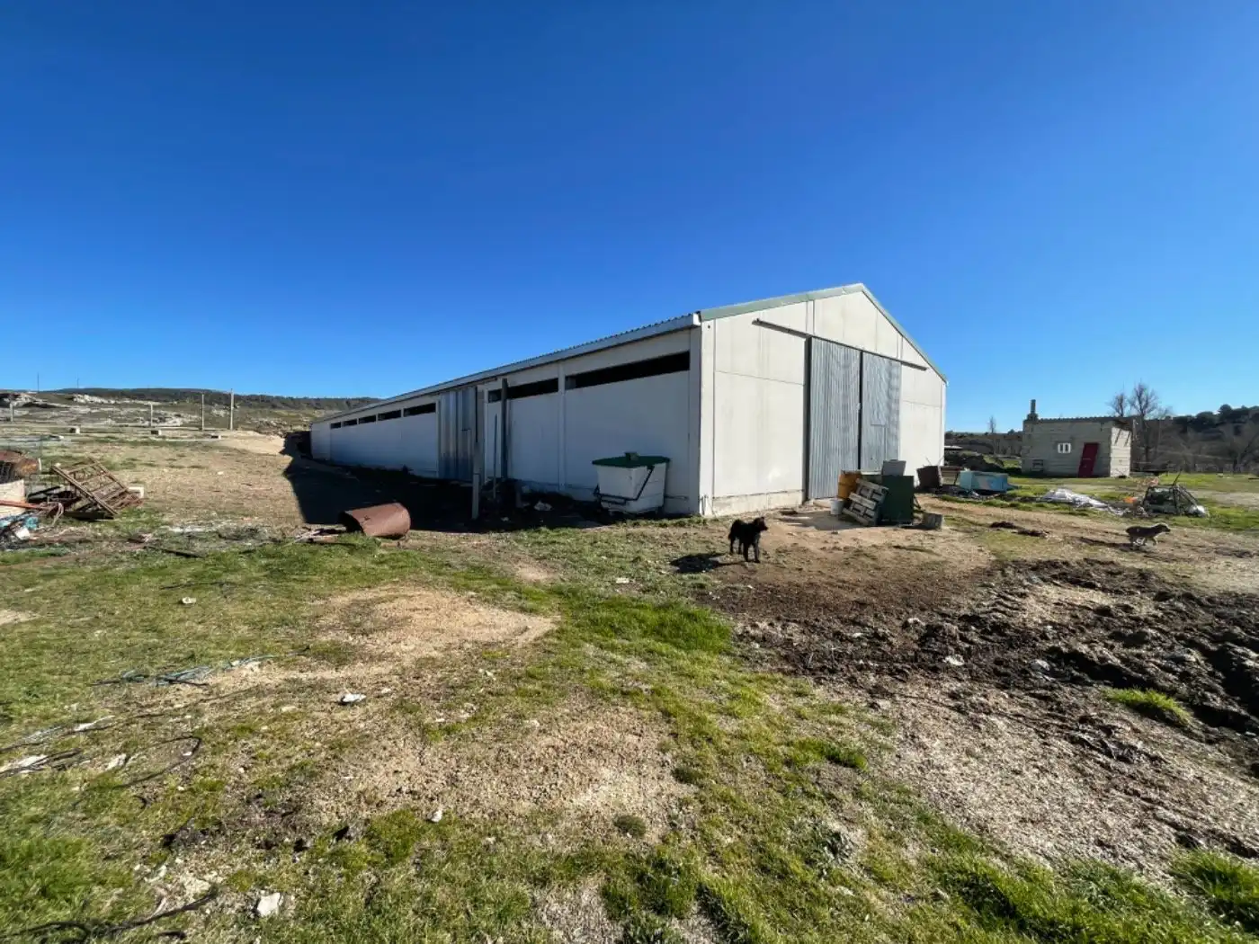 Nave industrial en venta en Priego