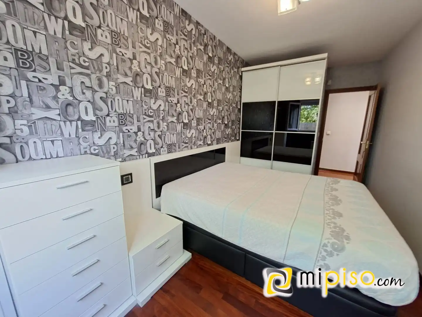 Habitación de Piso en venta en Ampuero con Calefacción, Terraza y Trastero