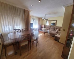 Living room of Flat for sale in Salamanca Capital  with Terrace