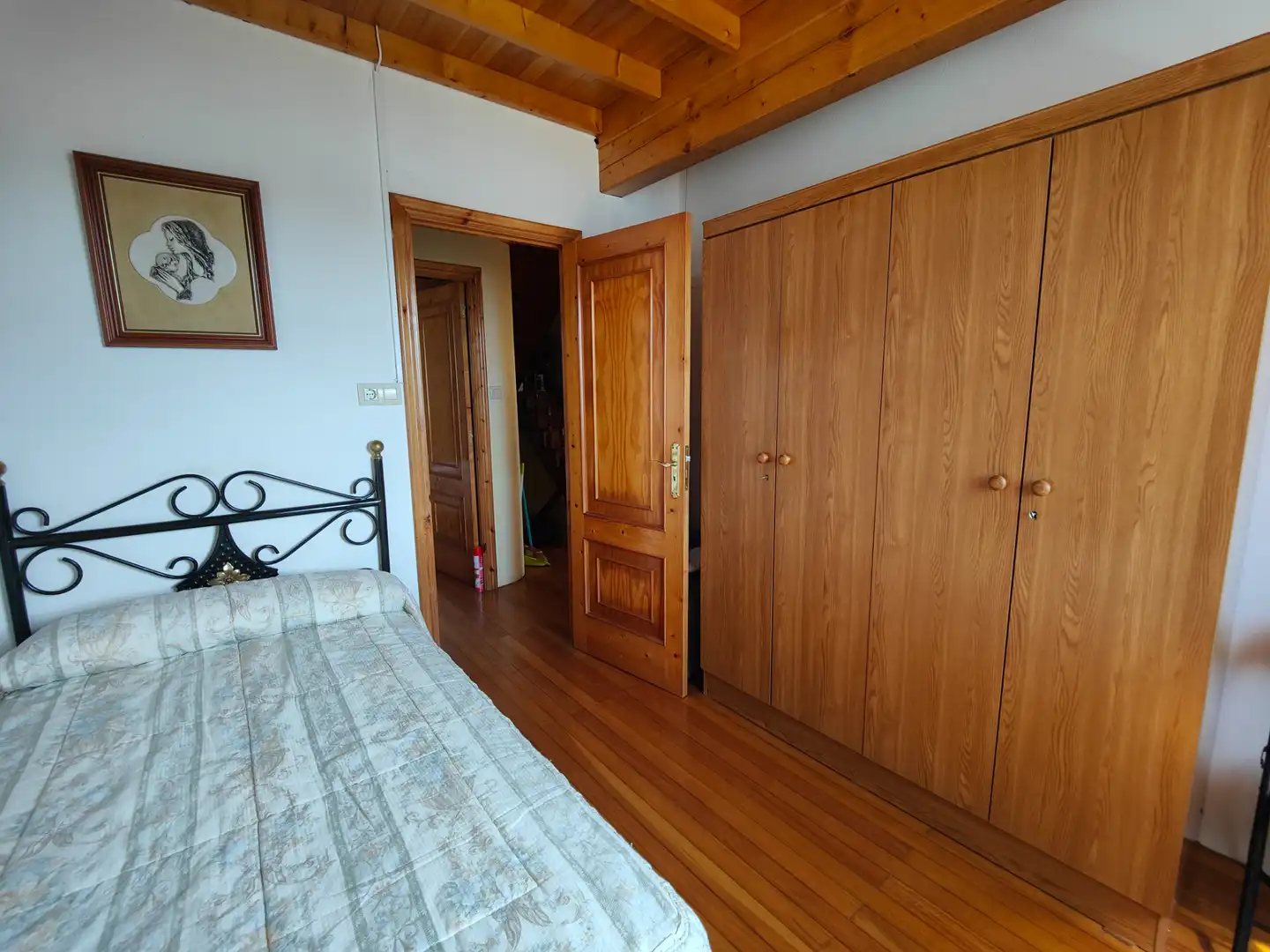 Bedroom of Houses for sale in Rianxo  with Heating, Private garden and Storage room