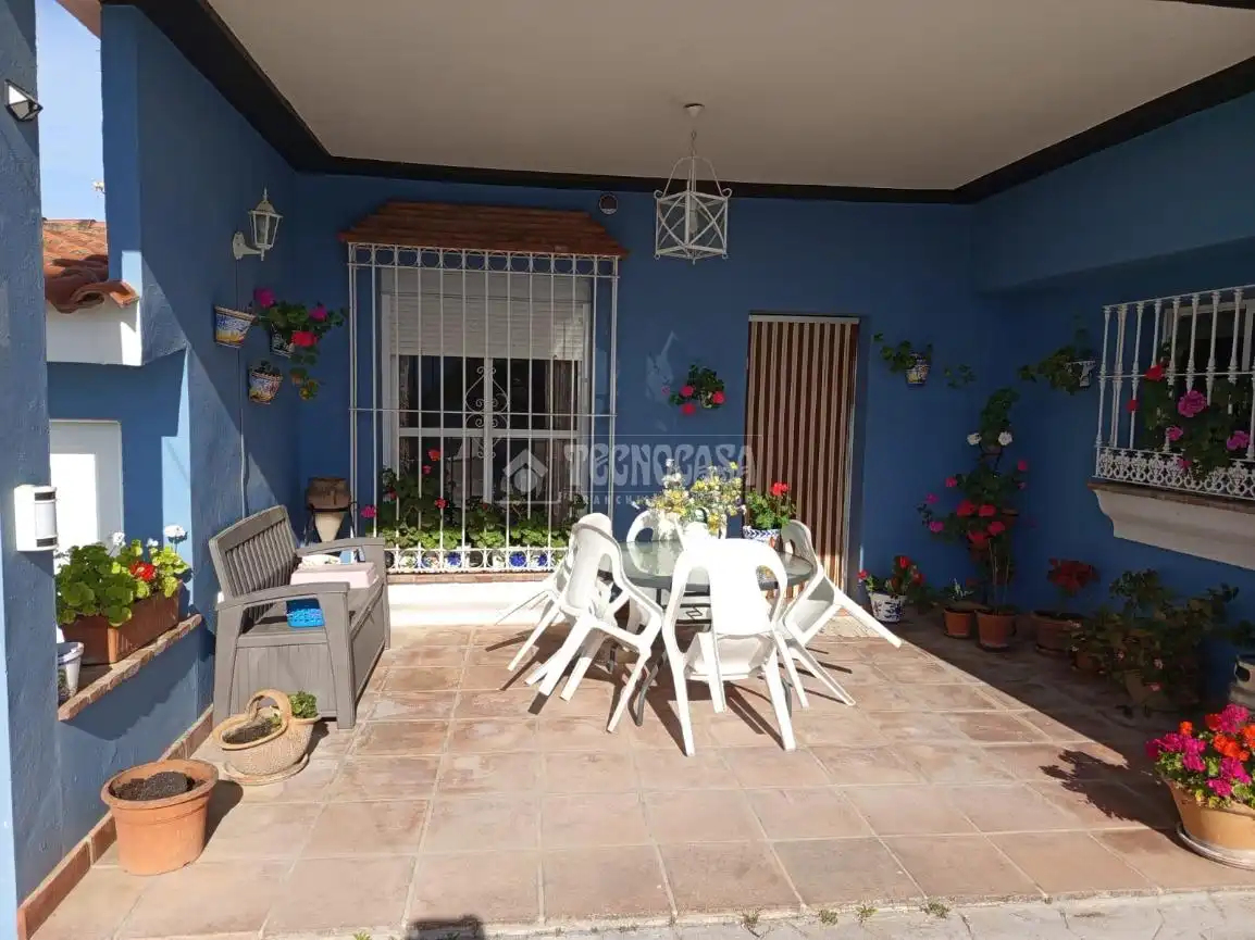 Terraza de Terreno en venta en San Roque