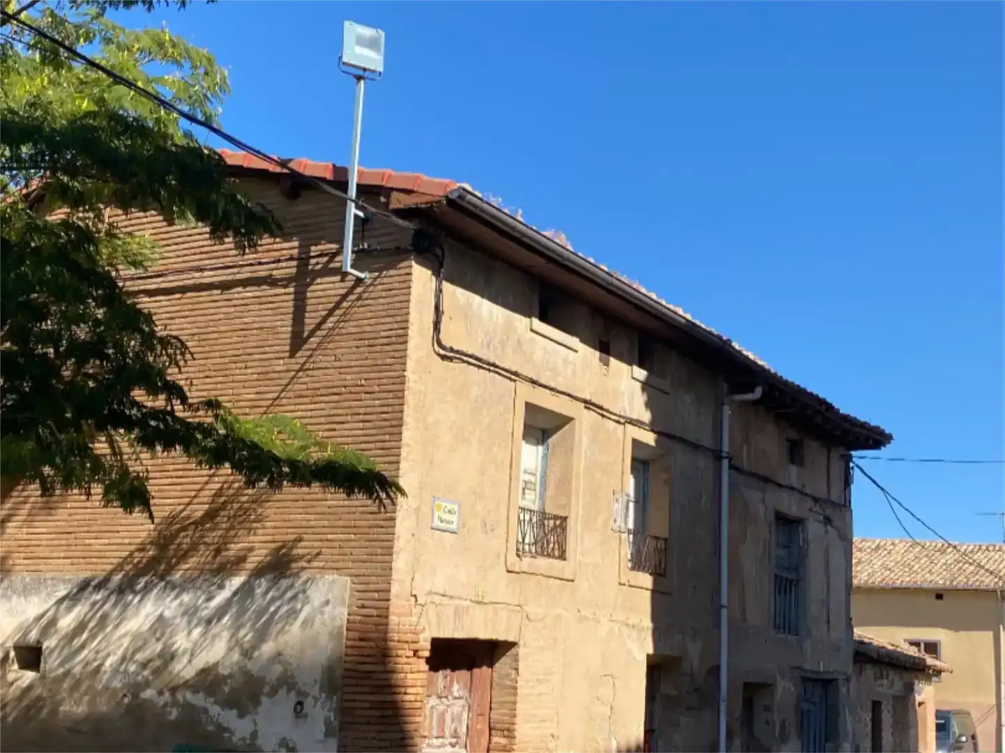 Vista exterior de Casa adosada en venda en Castildelgado