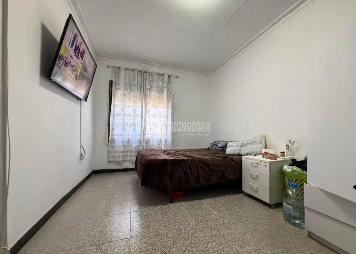 Habitación de Piso en venta en Santa Coloma de Gramenet