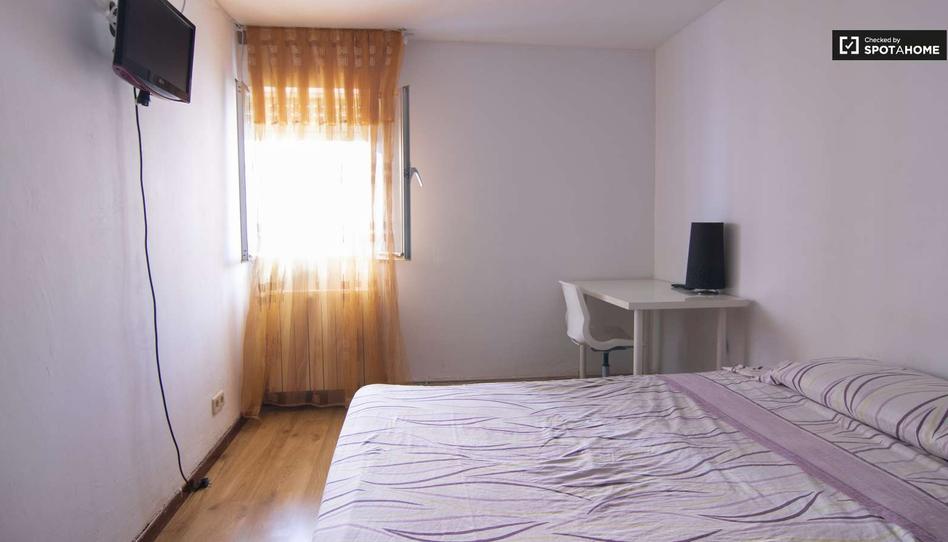 Photo 1 of Flat to share in Portazgo, Madrid