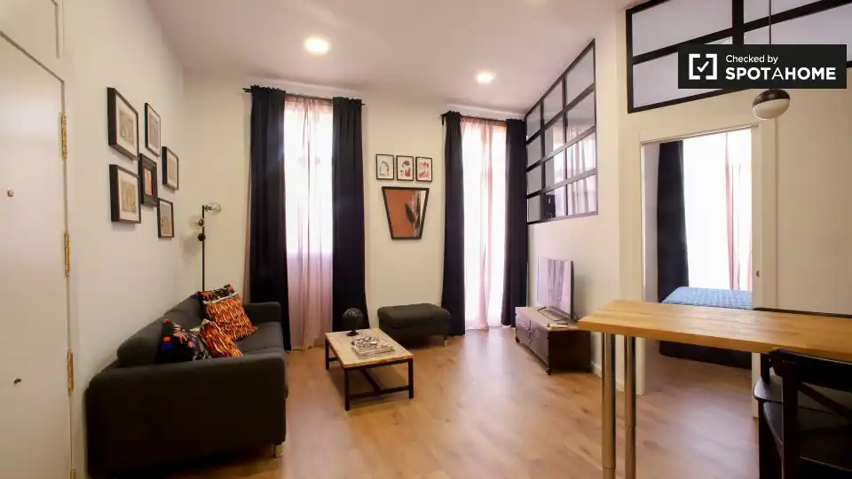 Appartement avec terrasse à louer à Extramurs