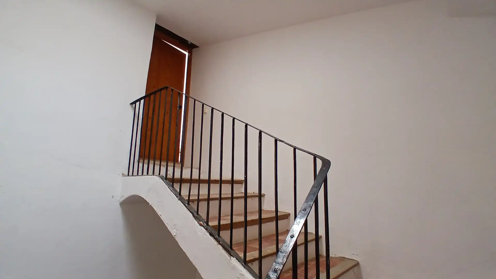 Casa adosada en venta en Calle Collado, 8, Valjunquera