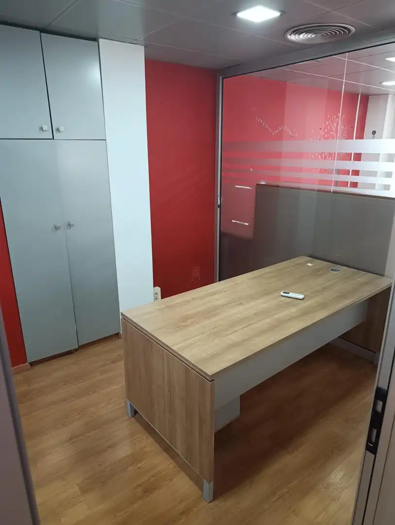 Office for rent in Murcia  with Air Conditioner