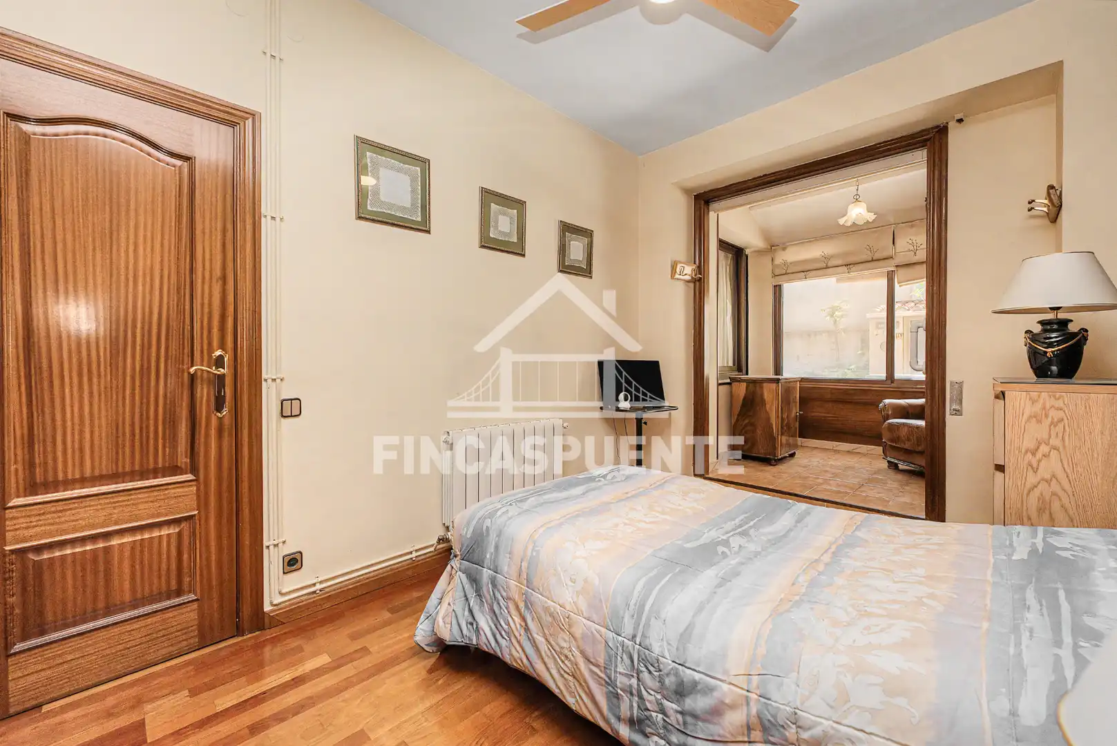 Schlafzimmer von Wohnung zum Verkauf in Barcelona mit Klimaanlage, Heizung und Parkett