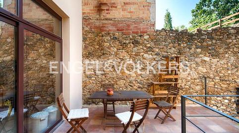 Foto 4 de Casa adosada en venda a Baixada de la Font, Peralada, Girona