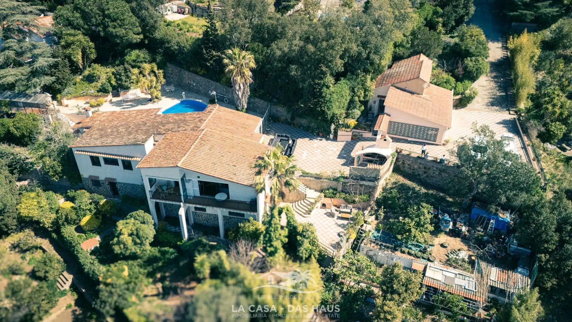 Vista exterior de Casa o xalet en venda en Lloret de Mar amb Jardí privat, Terrassa i Balcó