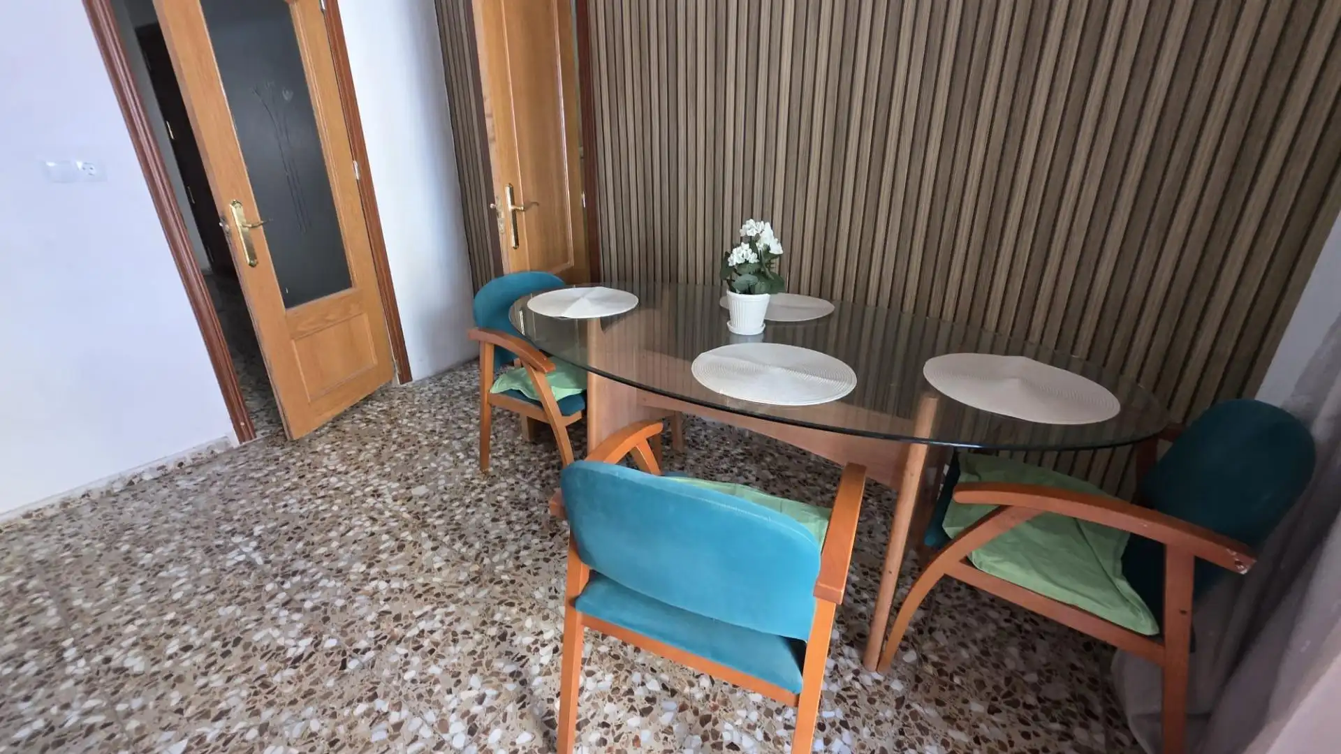 Comedor de Apartamento de alquiler en Alicante / Alacant con Amueblado y Balcón
