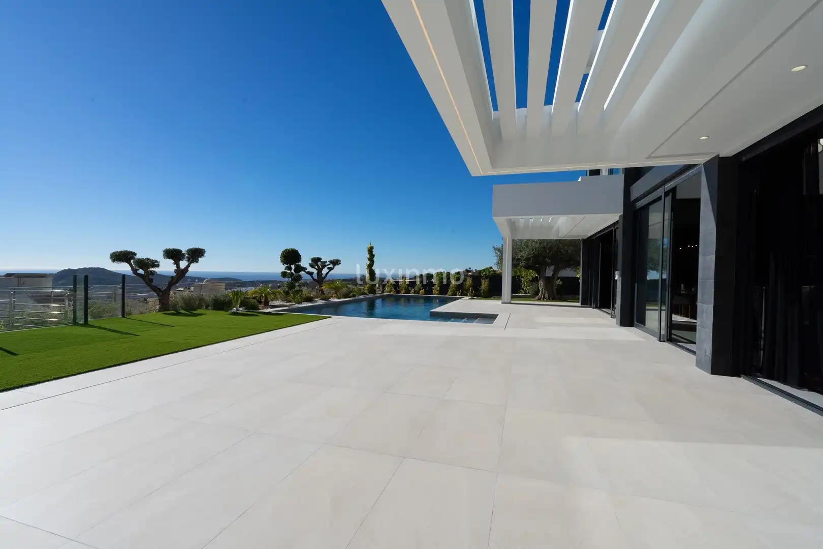 Villa avec piscine à vendre à Golf Bahía, imagen 9