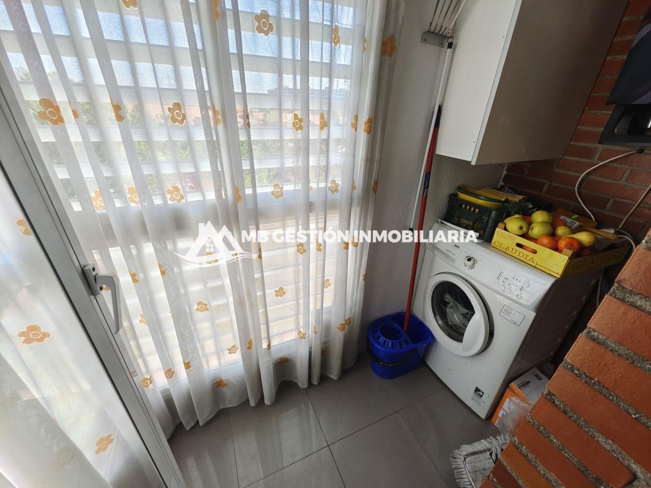 Flat for sale in De Reinosa, La Serna