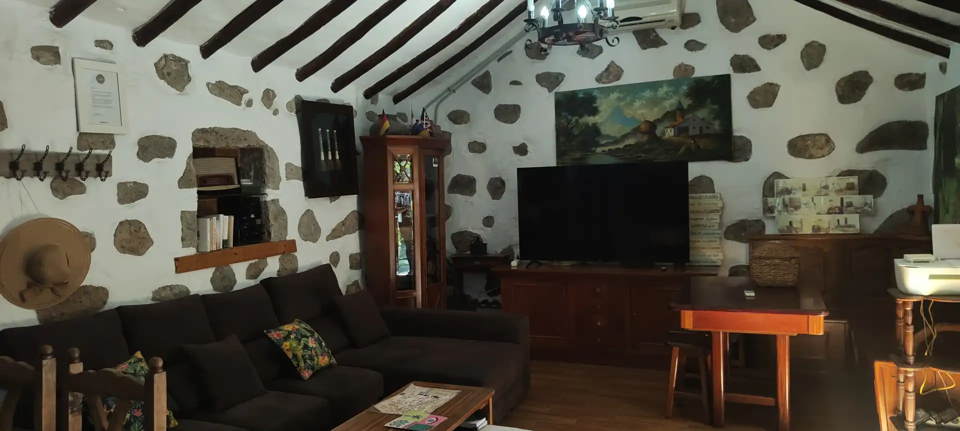 Sala de estar de Finca rústica en venta en Agüimes con Amueblado, Horno y TV