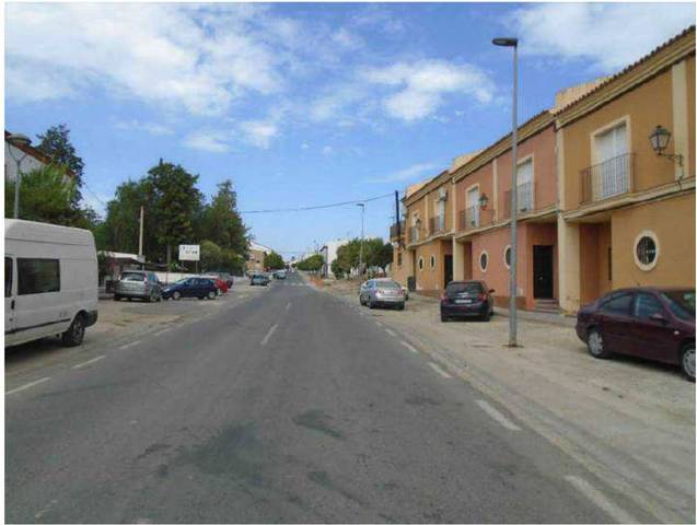 Garaje en Venta en CL MINA en Colores -  Entreparques