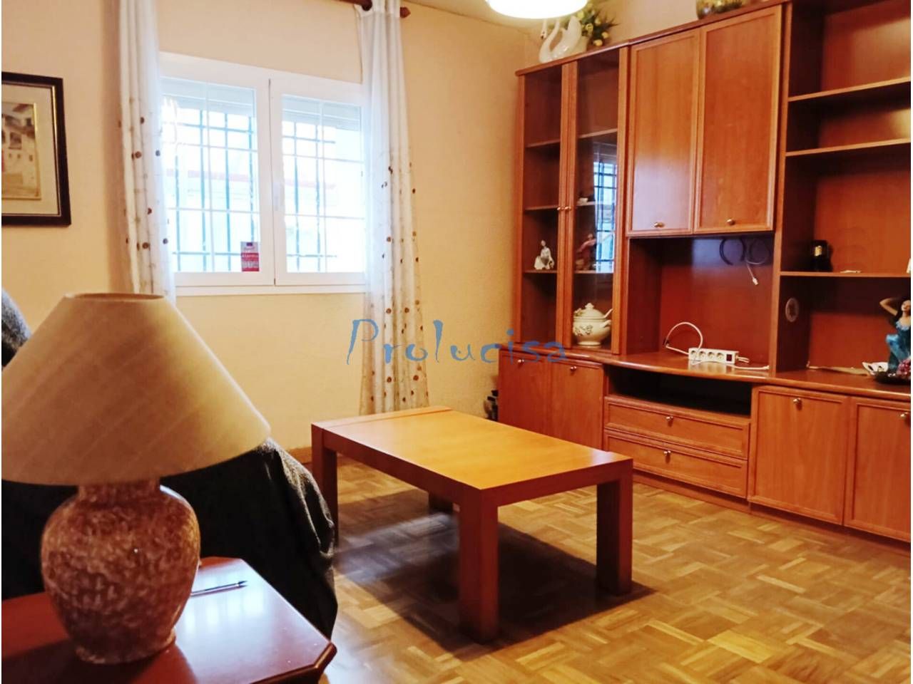 Living room of Flat for sale in Humanes de Madrid  with Heating, Parquet flooring and Furnished