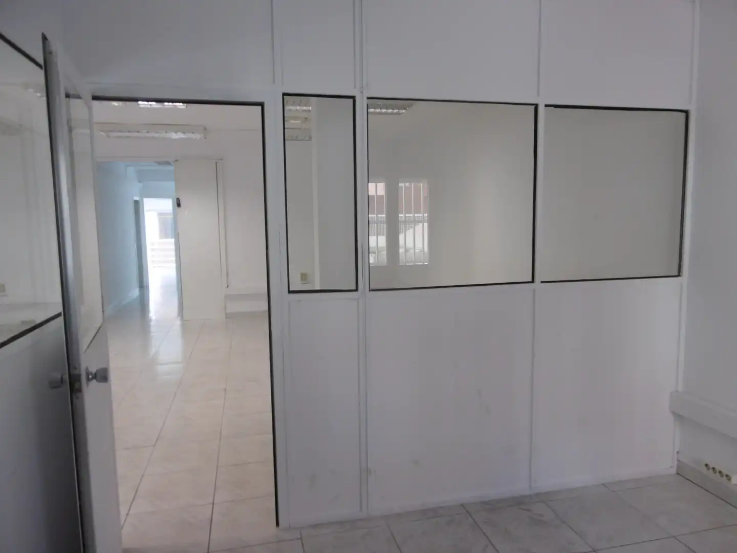 Office for rent in Madrid  with Air Conditioner and Heating