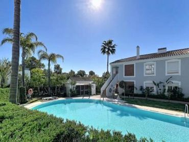 Erdgeschosswohnung mit Pool zum Verkauf in Benamara - Atalaya