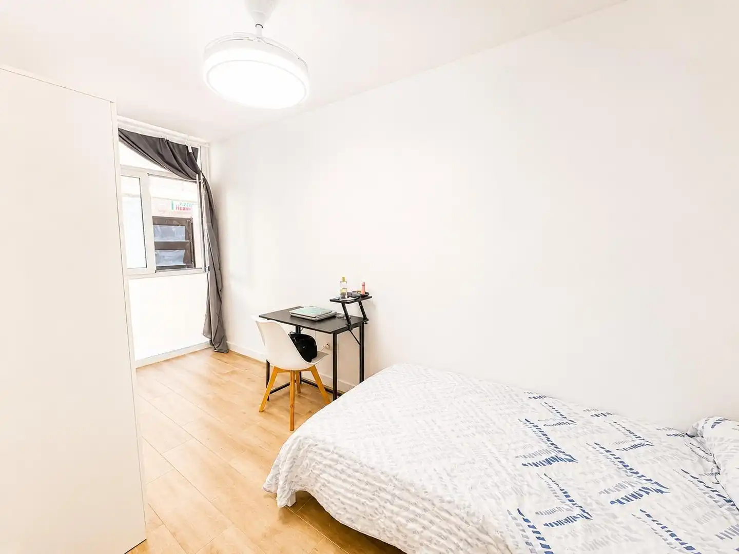 Habitación de Planta baja en venta en Almería