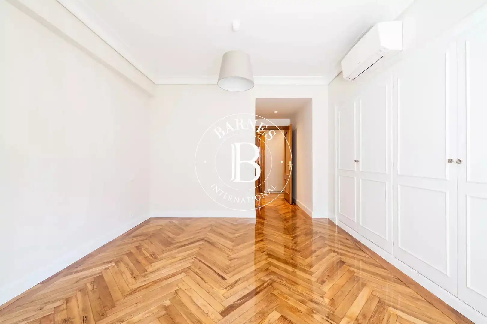 Bedroom of Flat for rent in Madrid  with Air Conditioner, Heating and Terrace