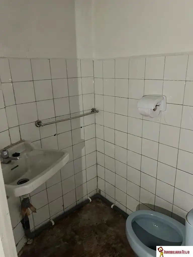 Local comercial en venta en Canido, imagen 3