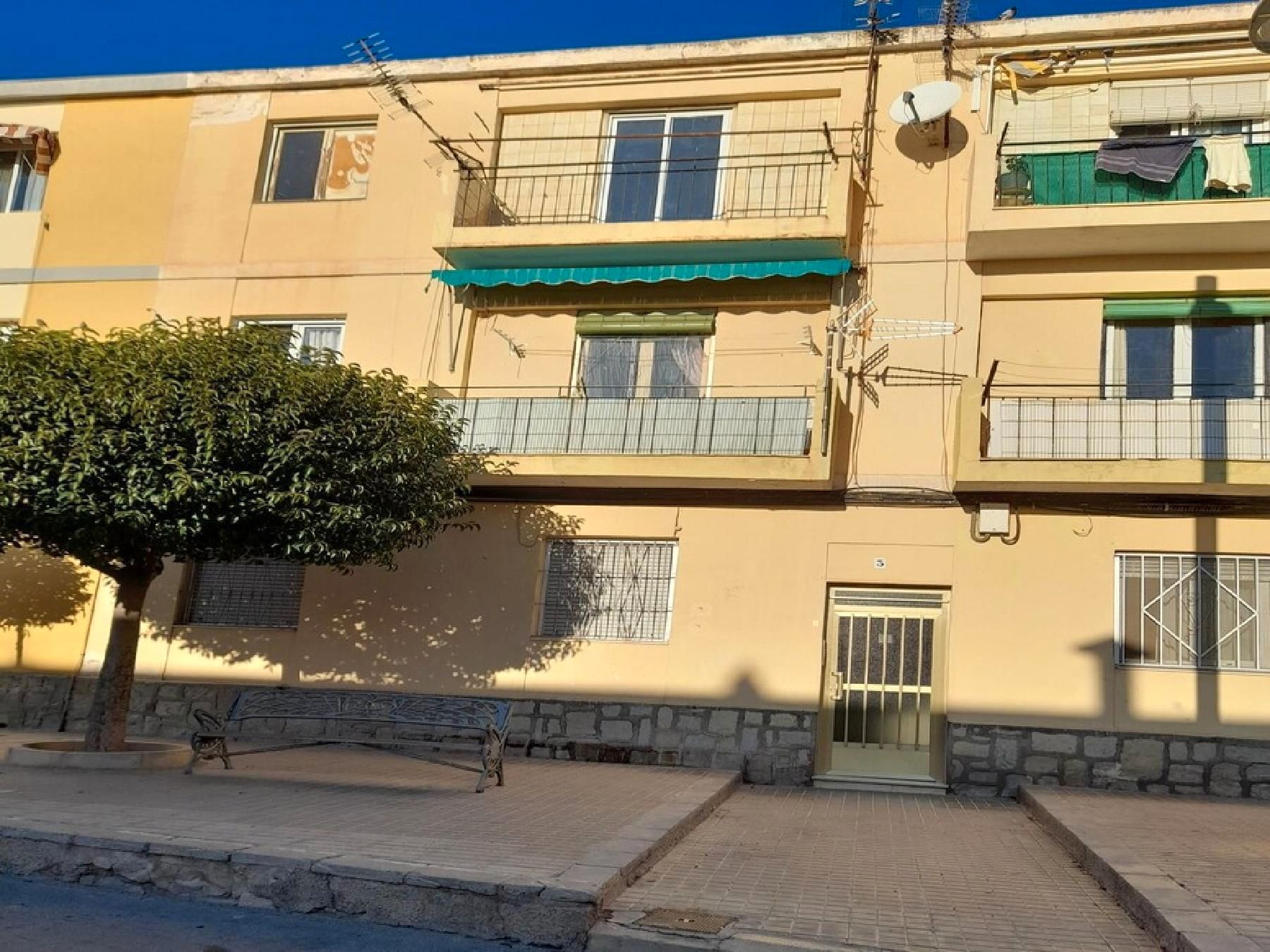 Exterior view of Flat for sale in Elda  with Balcony and Alarm