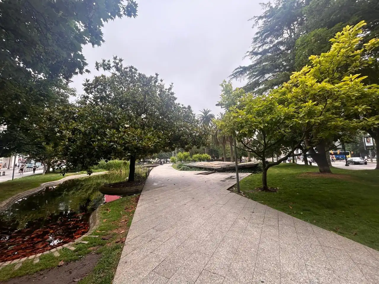 Vista exterior de Piso de alquiler en Gijón  con Calefacción y Amueblado