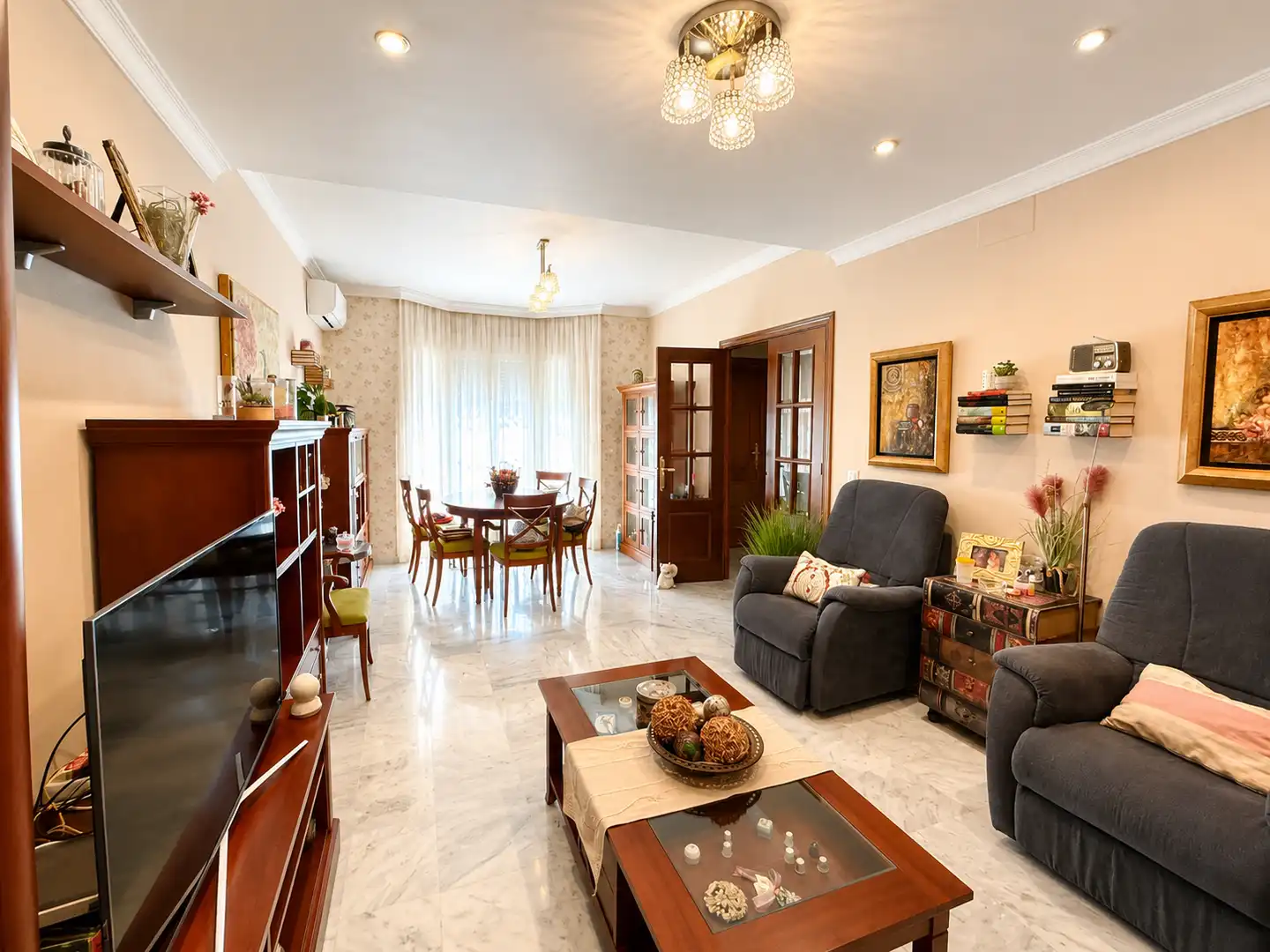 Sala de estar de Casa adosada en venta en Málaga con Aire acondicionado, Calefacción y Terraza
