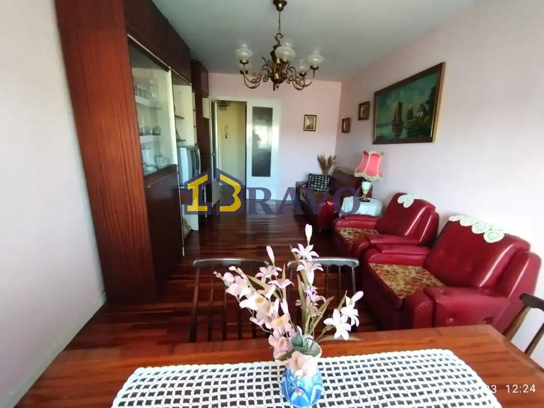 Außenansicht von Wohnung zum Verkauf in Trespaderne mit Heizung und Terrasse