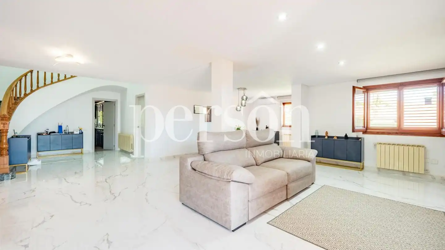 Chalet con piscina en venta en La Cañada, imagen 13
