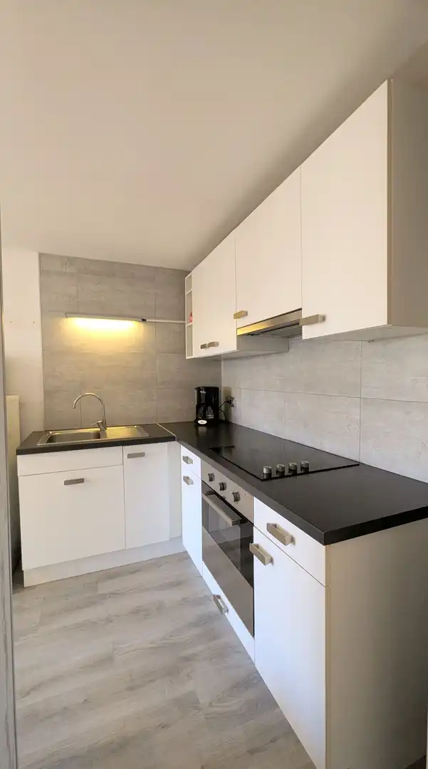 Cuina de Apartament en venda en Empuriabrava amb Aire condicionat, Calefacció i Terrassa