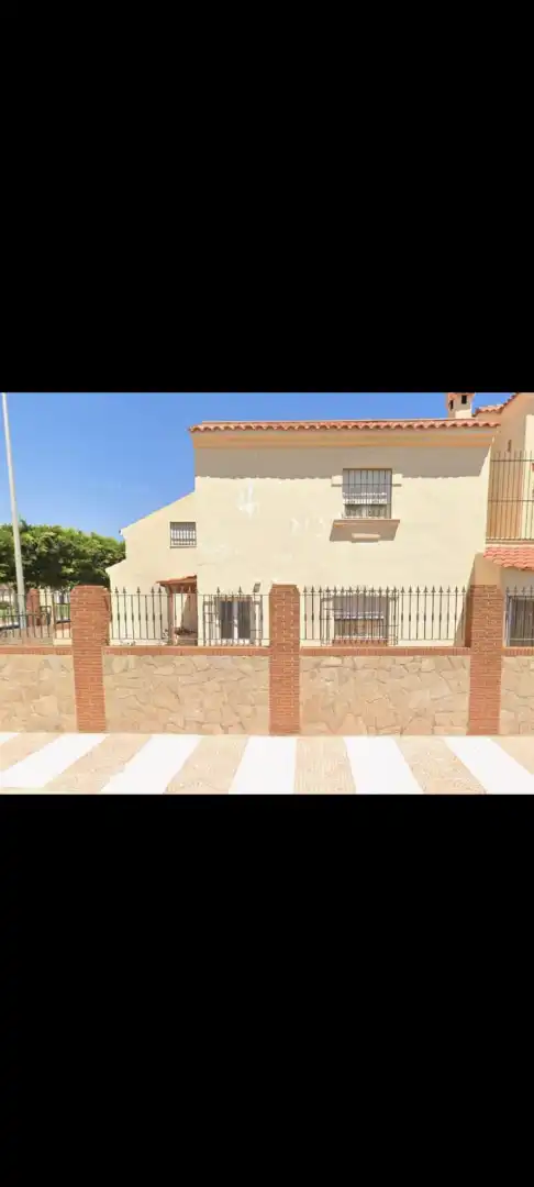 Casa o xalet en venda a Calle Venus, 1, Roquetas Pueblo