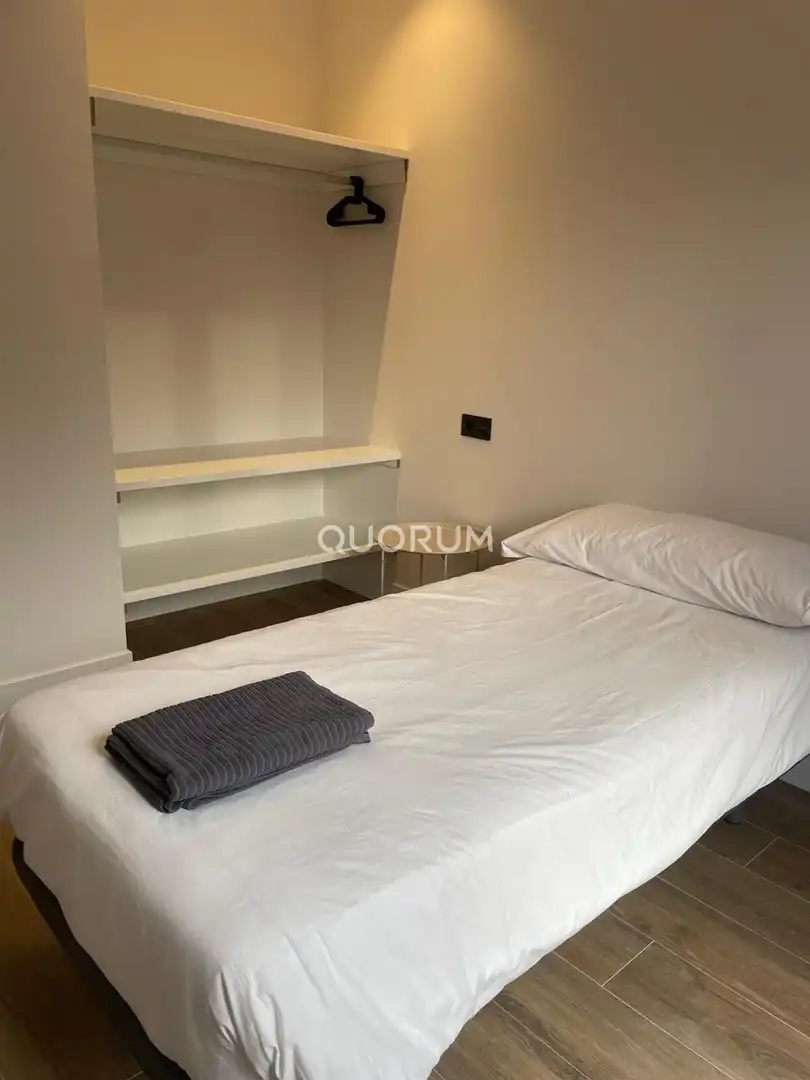 Habitación de Piso de alquiler en Barakaldo  con Amueblado