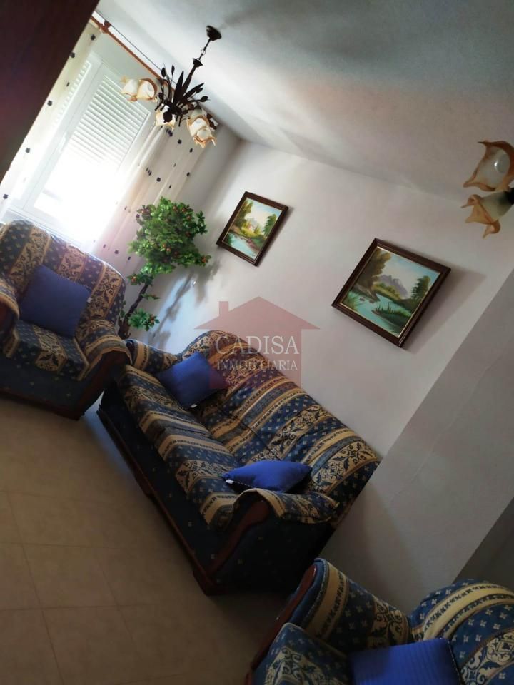 Living room of Flat for sale in Salamanca Capital  with Heating, Furnished and Balcony