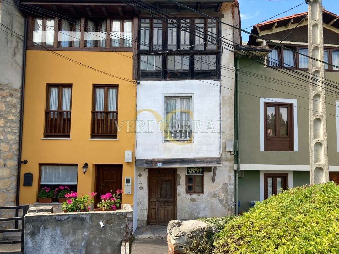 Casa adosada en venda a Barrio La Quintana, Peñamellera Baja