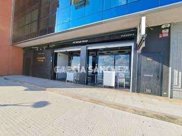 Local comercial en venta en Paseo del Arenal 10