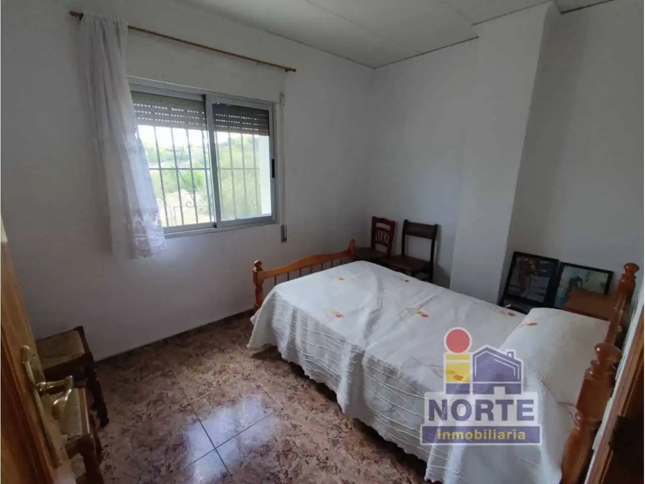 Dormitori de Finca rústica en venda en Balones amb Aire condicionat, Jardí privat i Terrassa