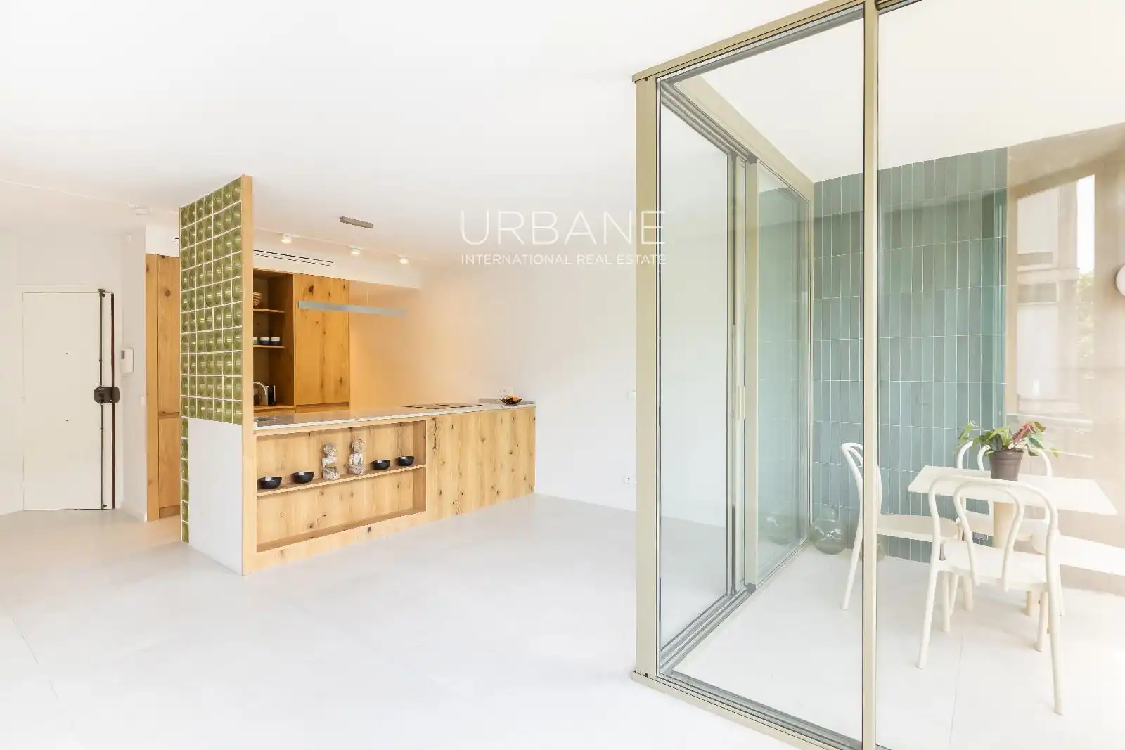 Piso con ascensor en venta en DE VILADOMAT, imagen 3