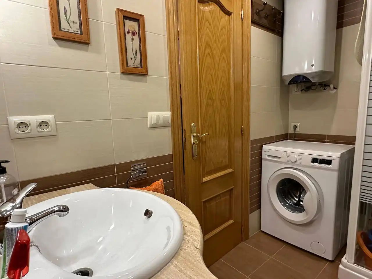 Baño de Piso en venta en Bellreguard con Aire acondicionado, Amueblado y Internet