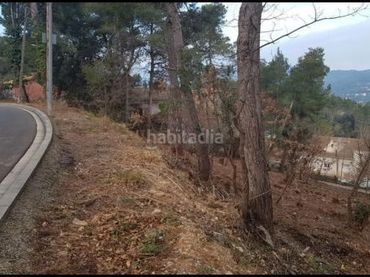 Terreny residencial en venda a Avinguda de la Mare de Déu de Lourdes 41