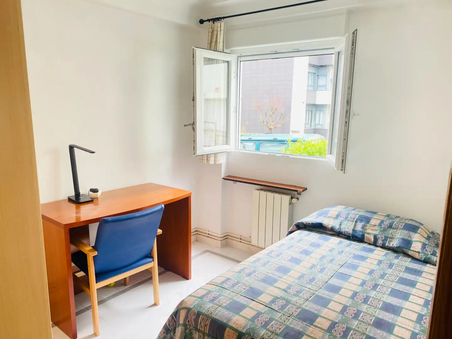 Habitación de Piso en venta en Santander con Calefacción, Parquet y Amueblado