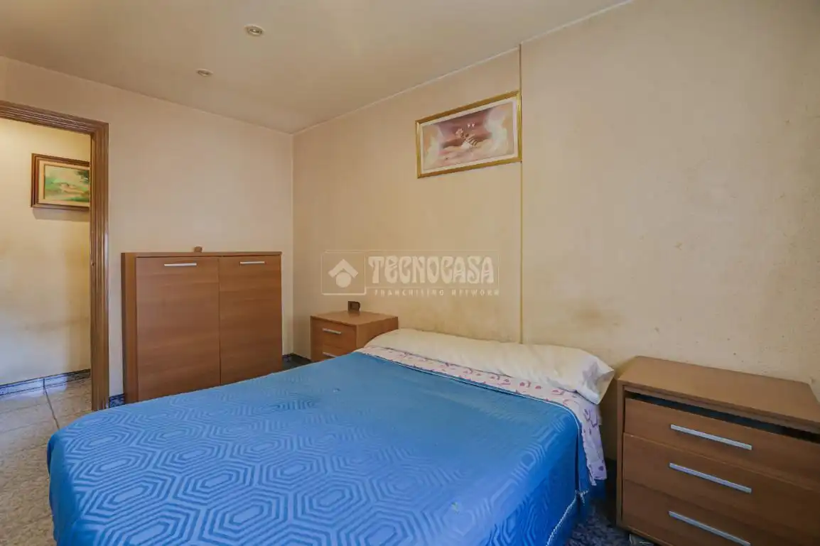 Schlafzimmer von Wohnung zum Verkauf in Terrassa mit Klimaanlage