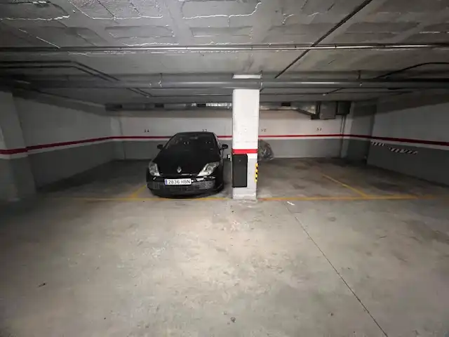 Parking de Piso en venta en Gavà con Aire acondicionado, Calefacción y Terraza
