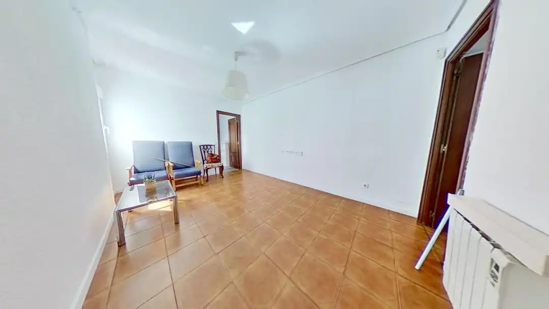 Wohnzimmer von Wohnung zur Miete in Madrid mit Alarm